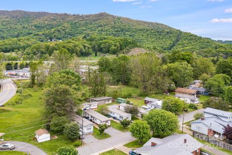 560 Westwood Circle Waynesville NC 28786