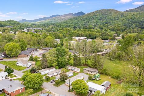560 Westwood Circle Waynesville NC 28786