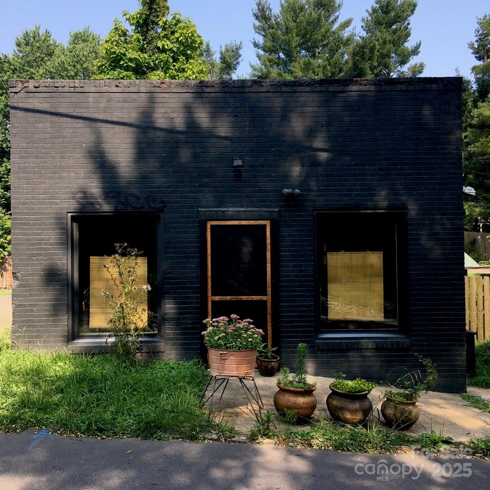16 Allen Street Asheville NC 28806