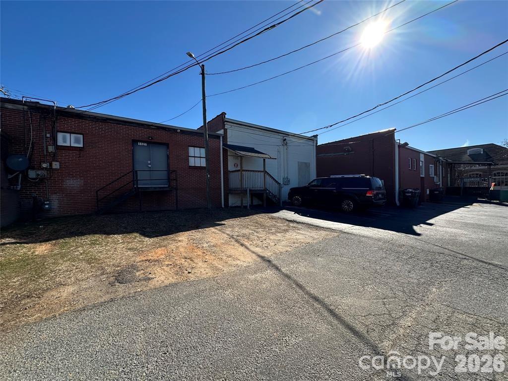 1117-1127 2nd Street NE Hickory NC 28601