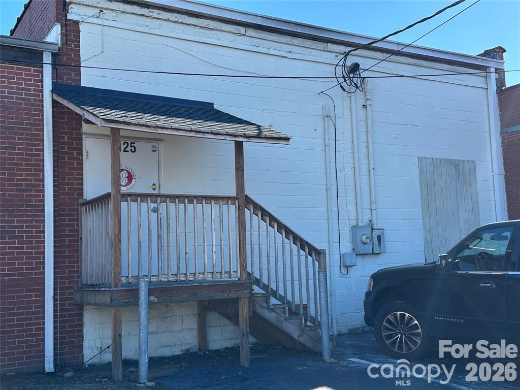 1117-1127 2nd Street NE Hickory NC 28601