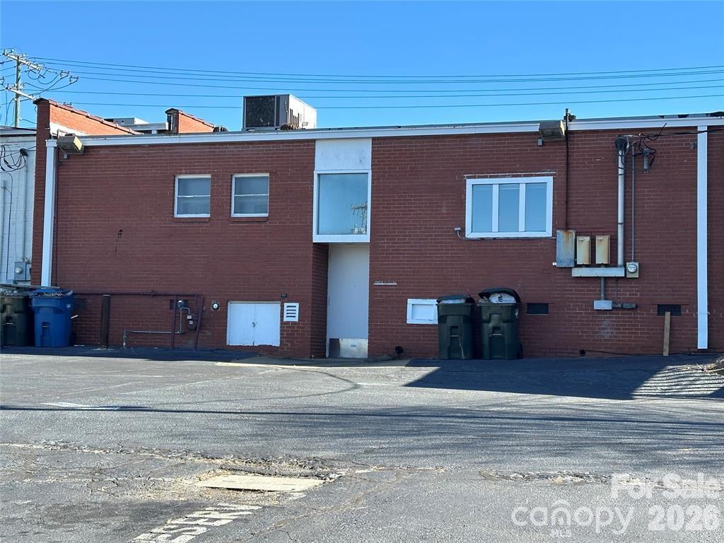 1117-1127 2nd Street NE Hickory NC 28601