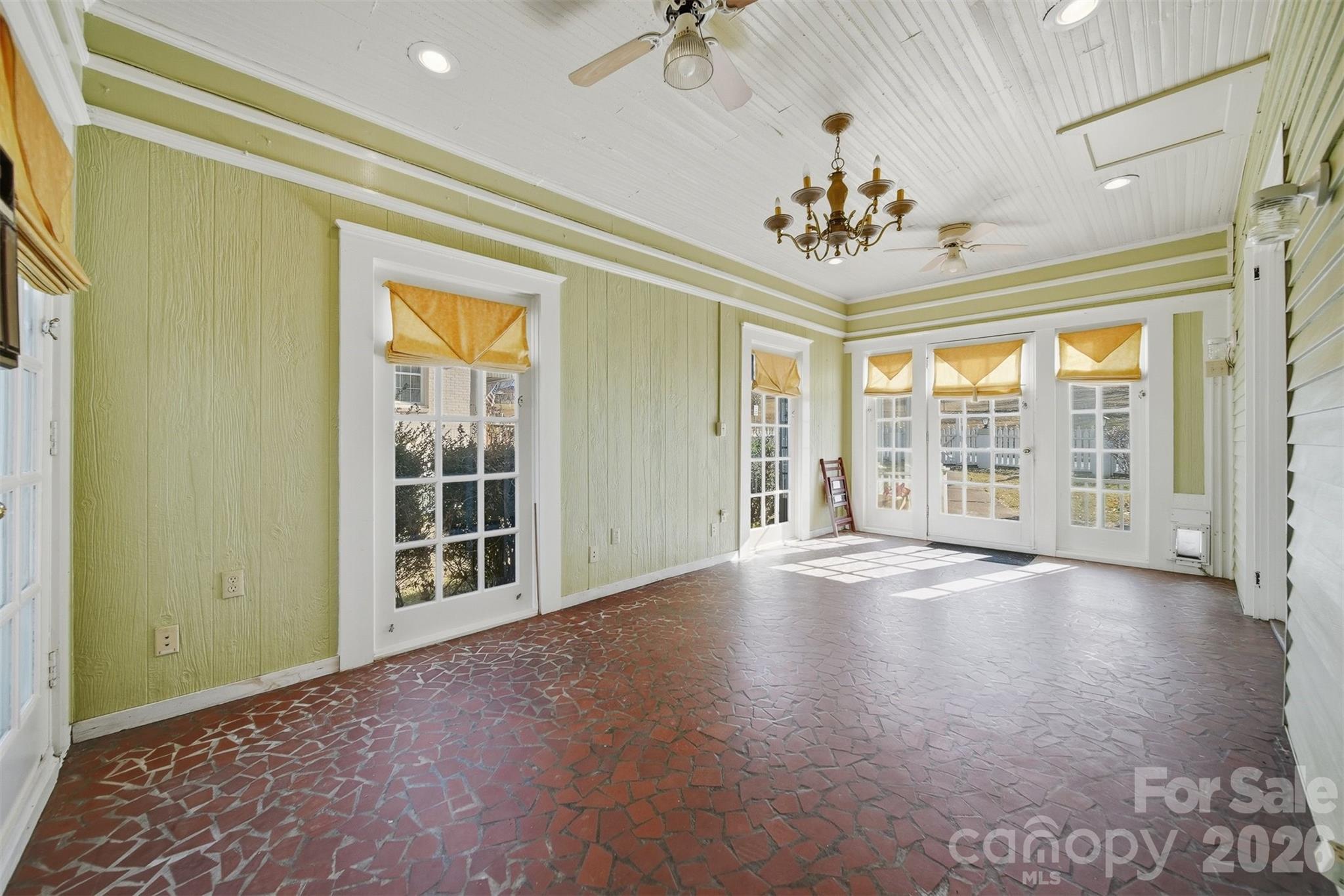 1010 College Avenue SW Lenoir NC 28645