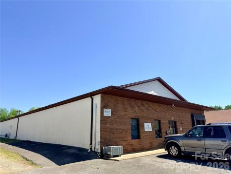 1707 10th Avenue NE Hickory NC 28601