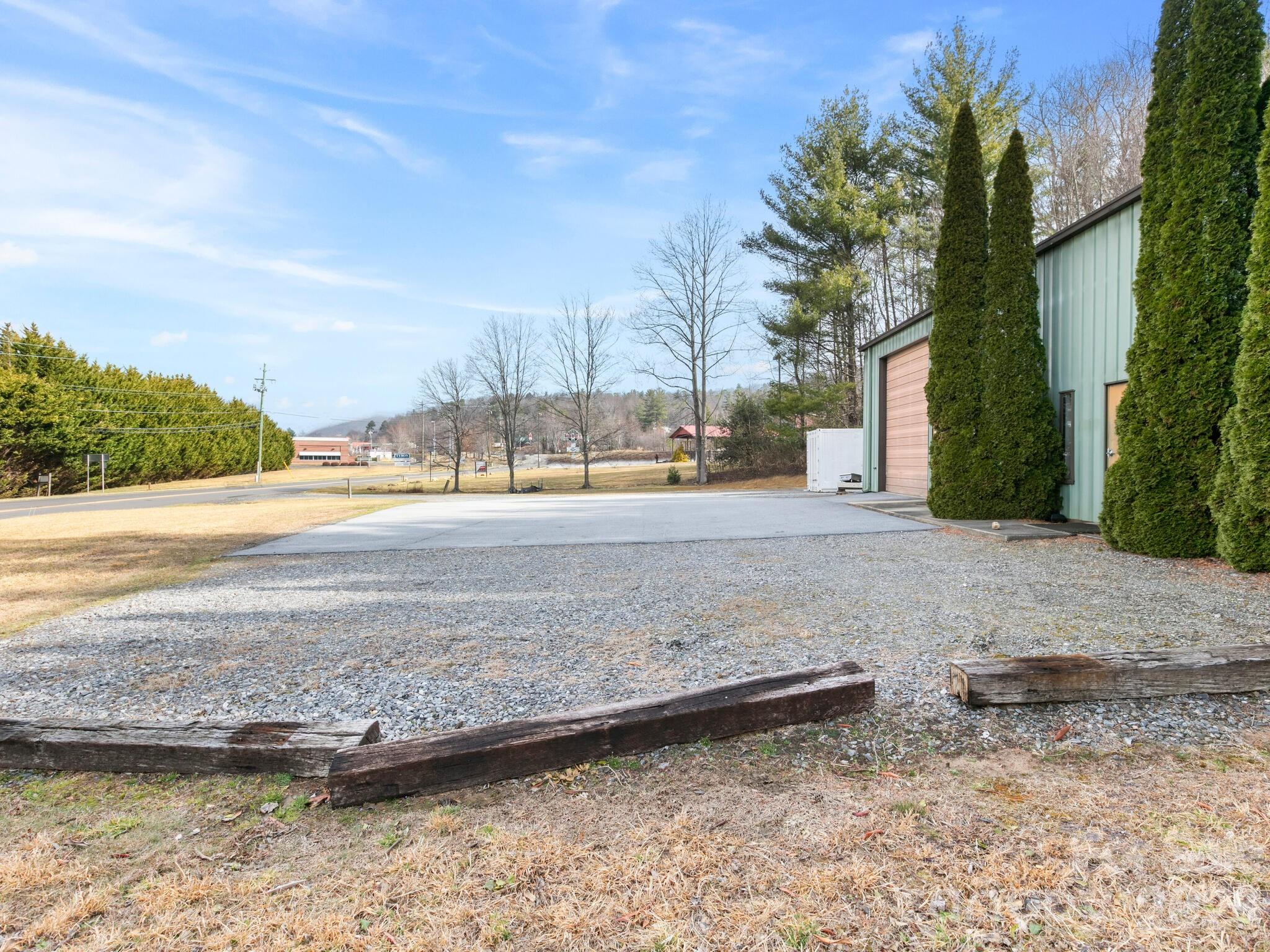 695 Nc 9 Highway Black Mountain NC 28711