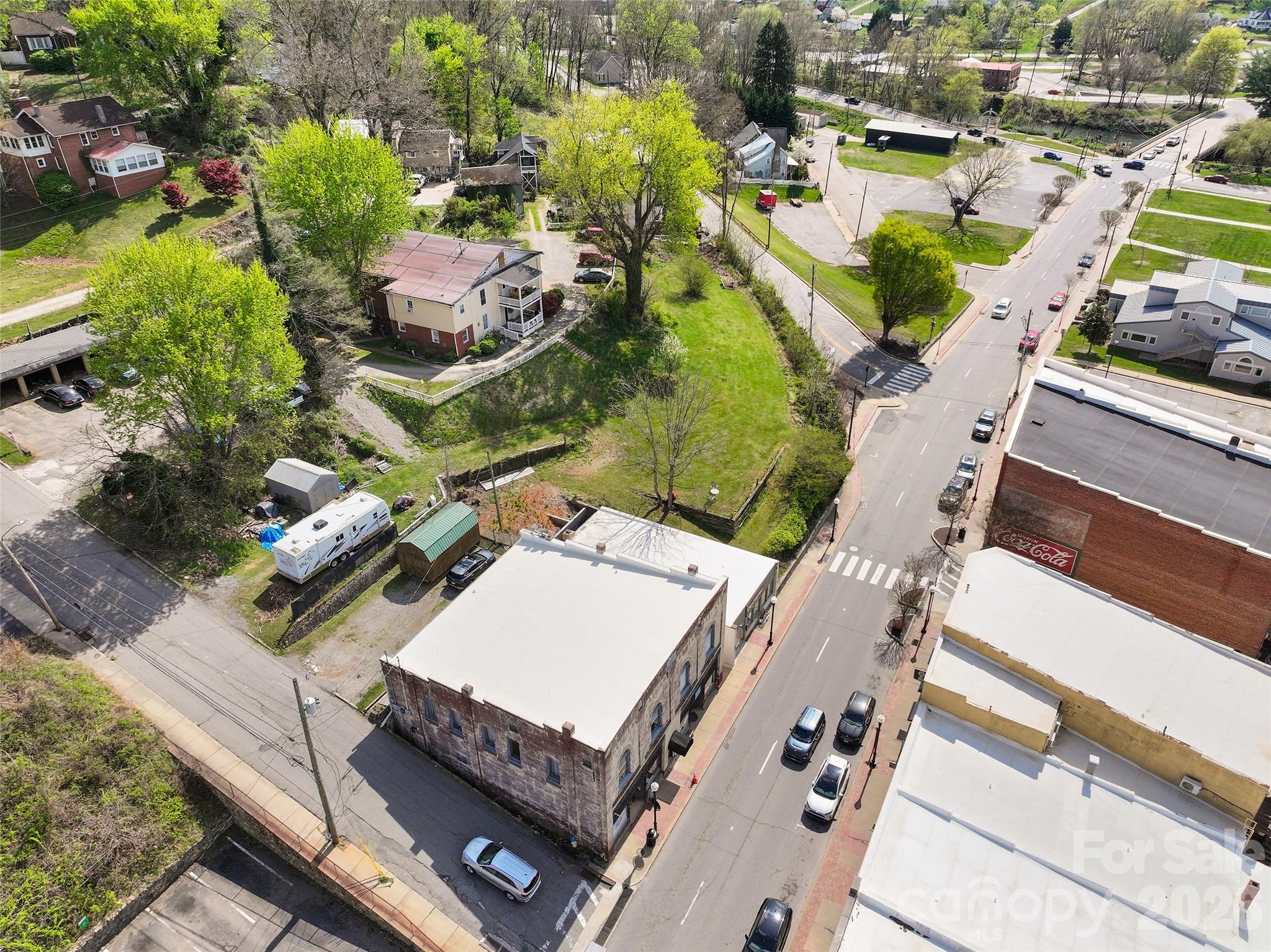 338 Main Street Canton NC 28716
