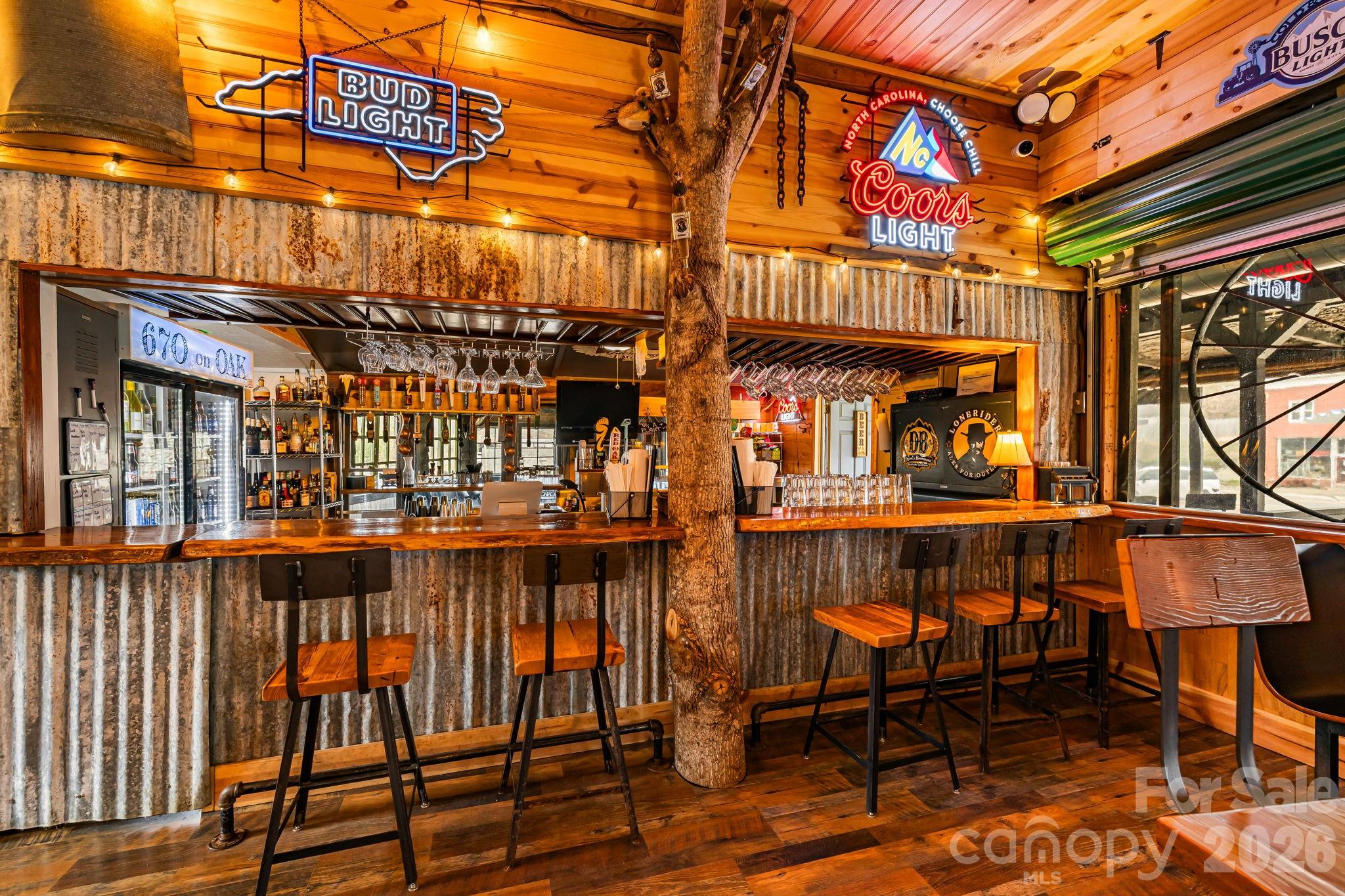 670 Oak Avenue Spruce Pine NC 28777