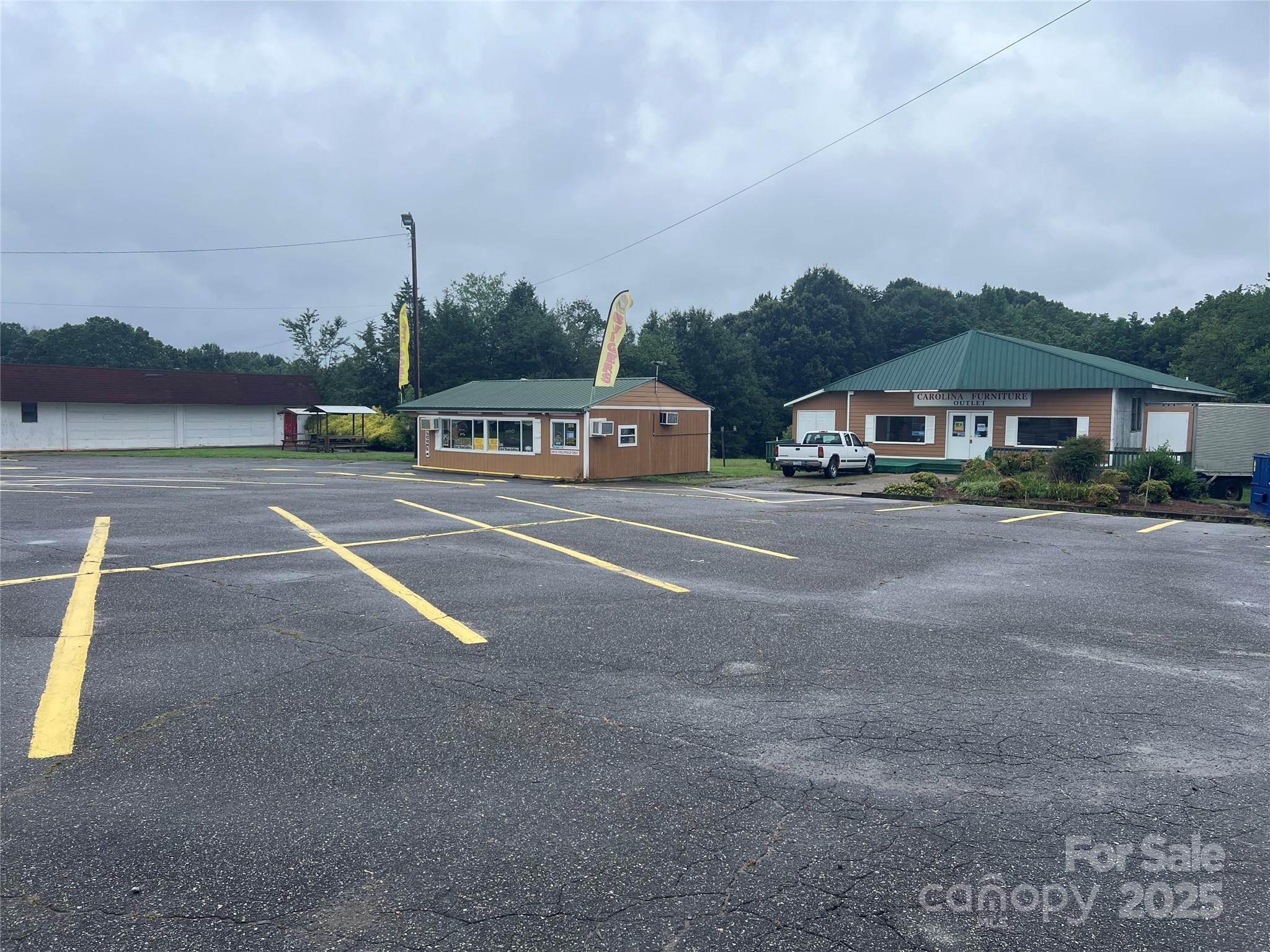 3506 Springs Road NE Hickory NC 28601