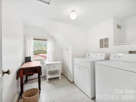 58 Guntertown Road Marshall NC 28753