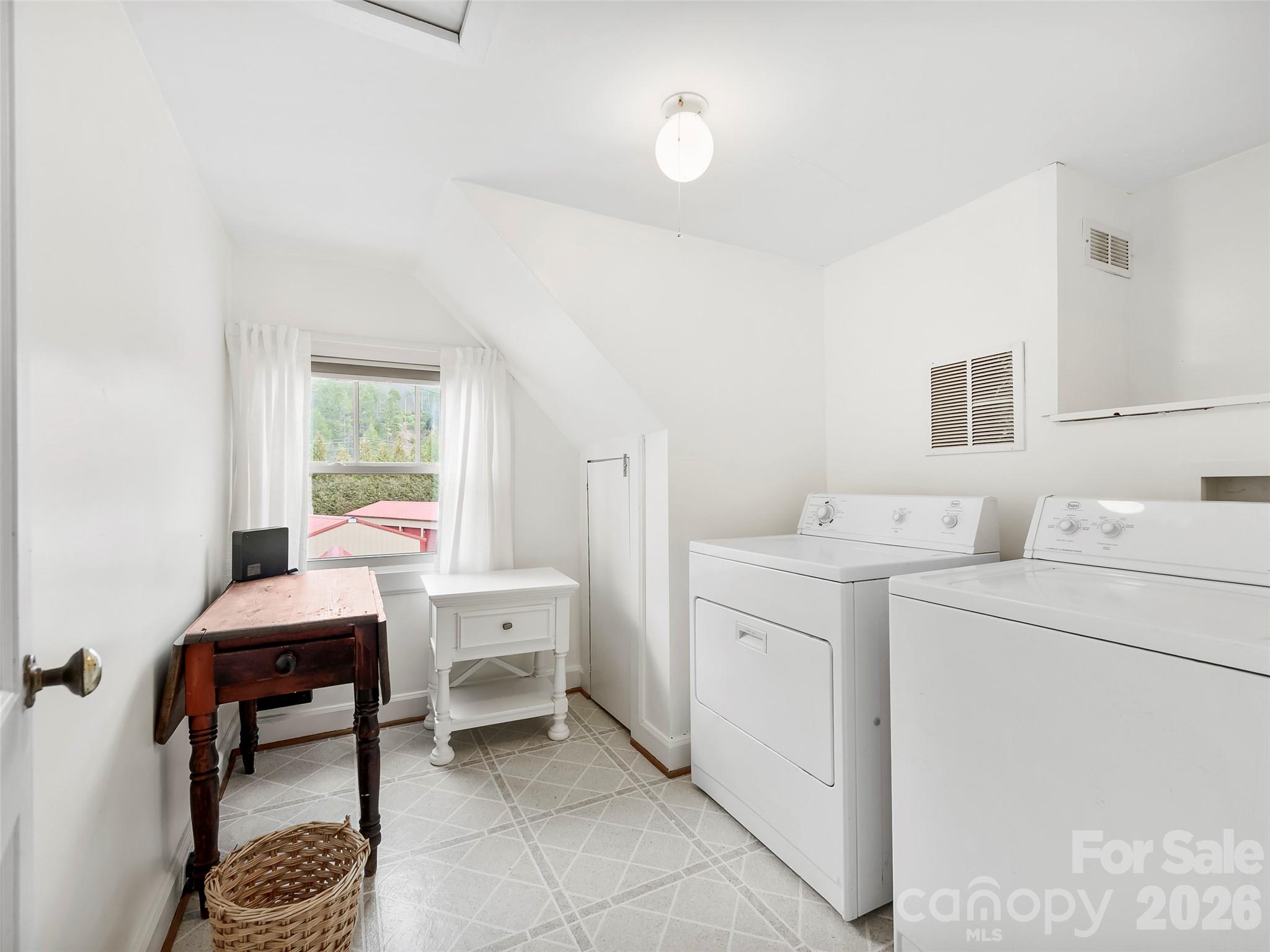 58 Guntertown Road Marshall NC 28753