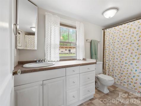 58 Guntertown Road Marshall NC 28753