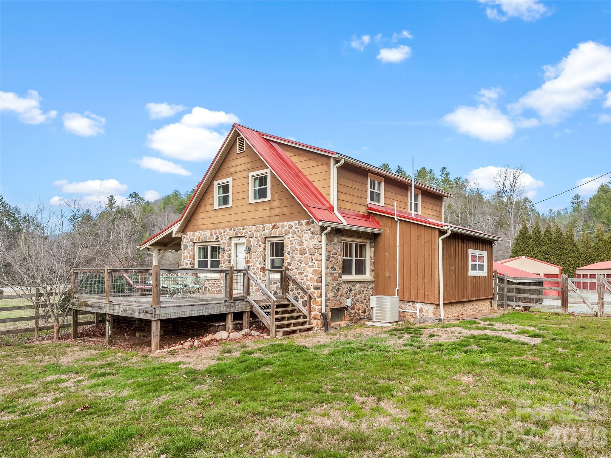 58 Guntertown Road Marshall NC 28753