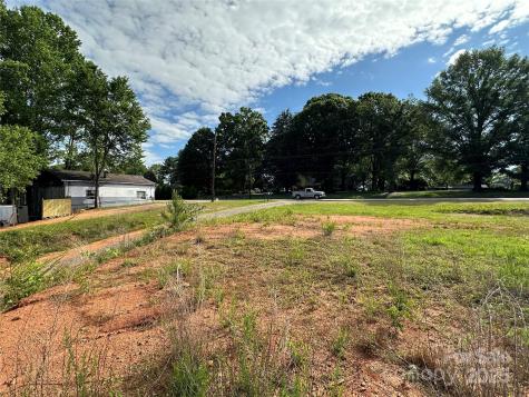 3023 & 3027 Wilkesboro Highway Statesville NC 28625