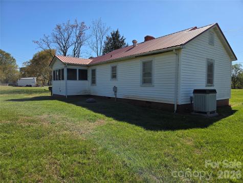 2744 N Nc 16 Business Highway Denver NC 28037