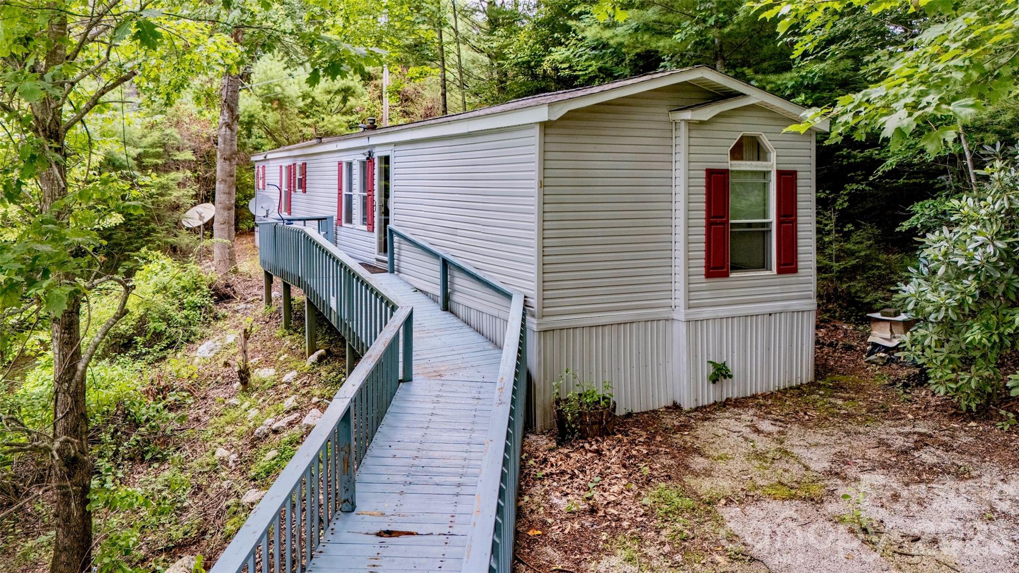 65 Blue Ridge Gem Mine Road Little Switzerland NC 28777