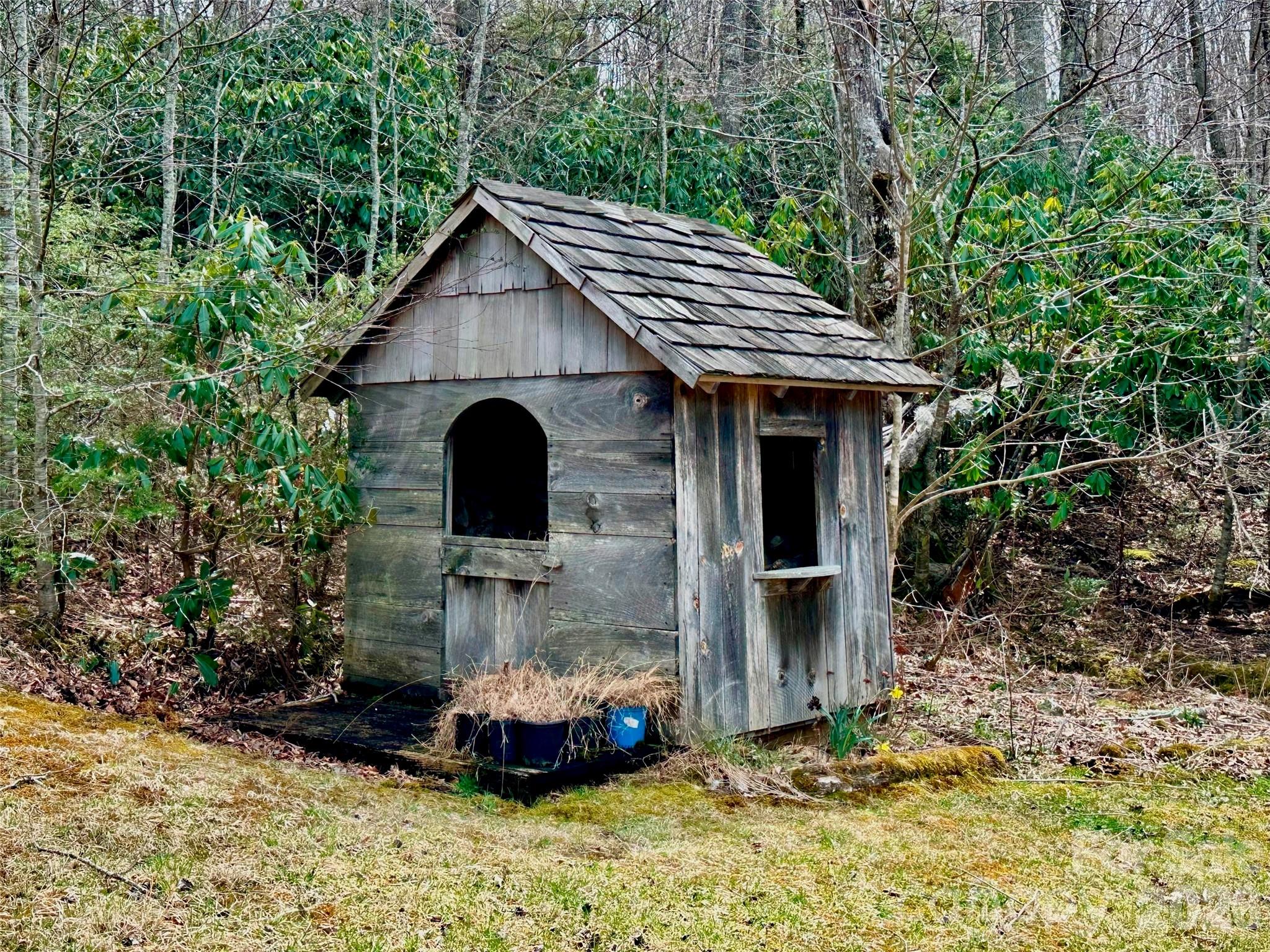 65 Blue Ridge Gem Mine Road Little Switzerland NC 28777