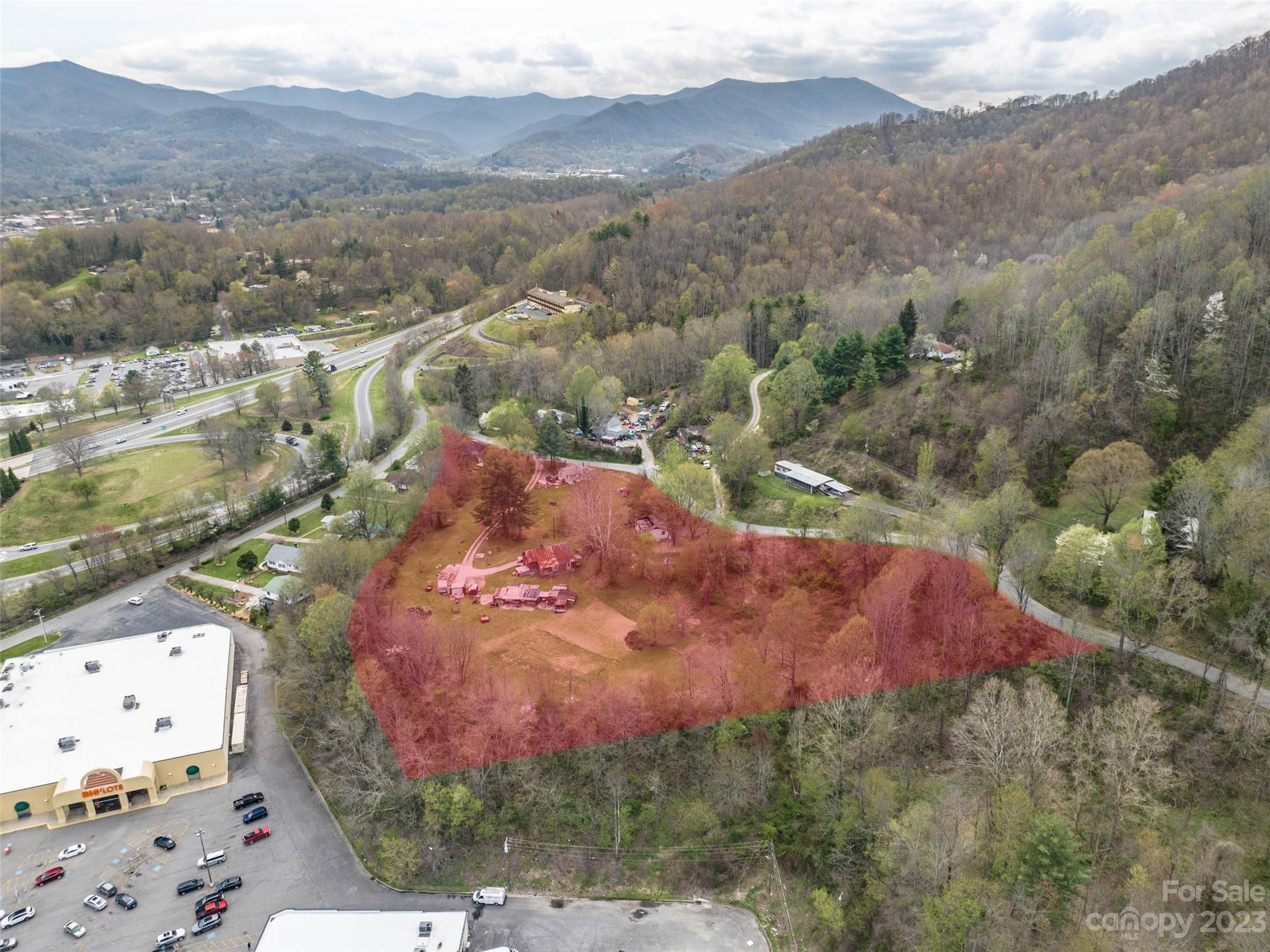 38 Hall Top Road Waynesville NC 28786