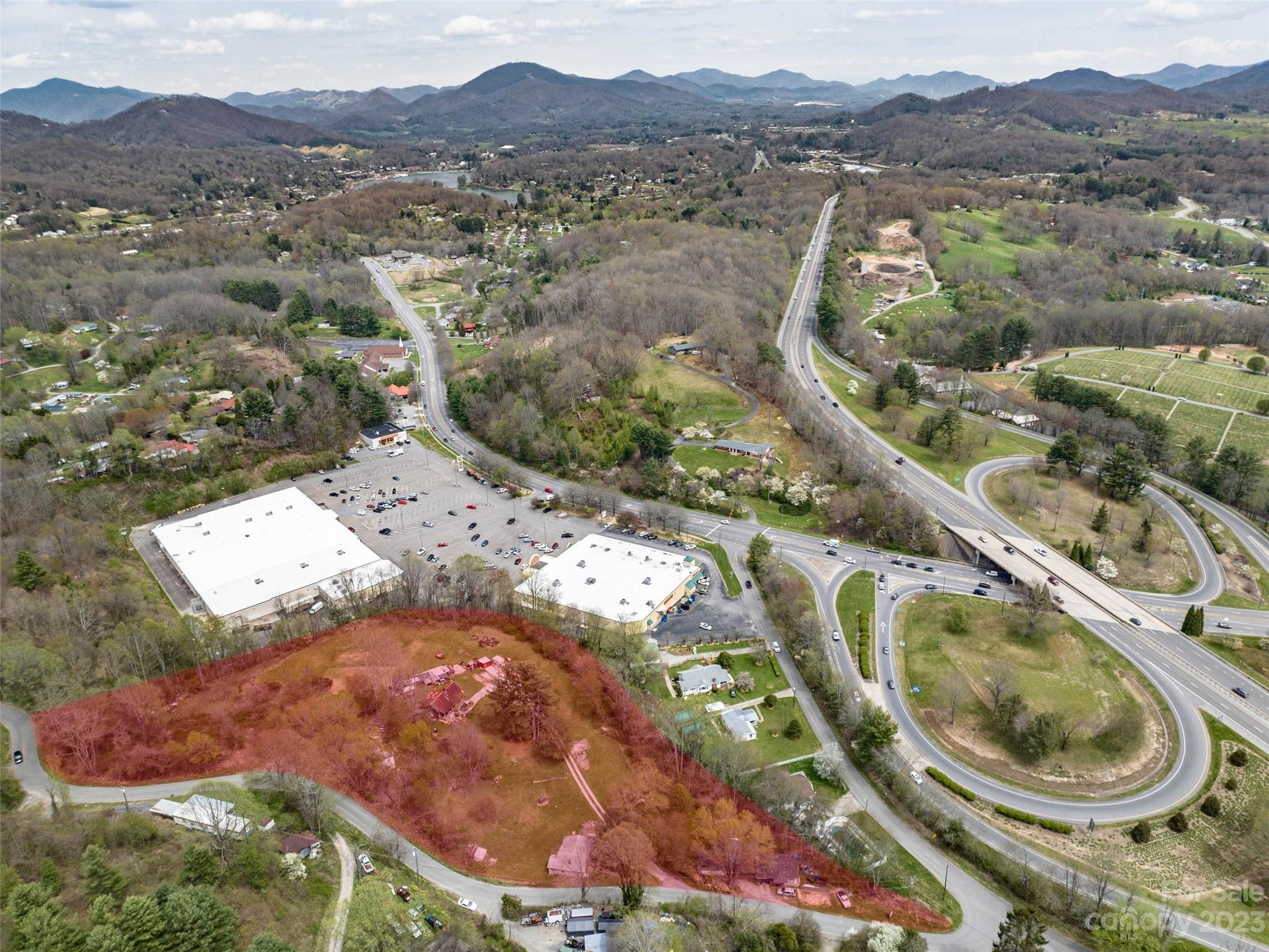 38 Hall Top Road Waynesville NC 28786
