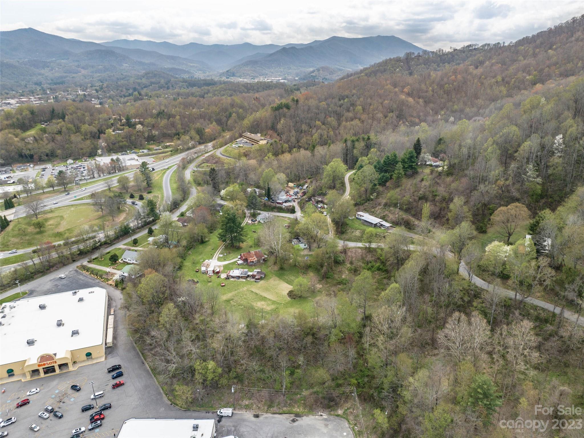 38 Hall Top Road Waynesville NC 28786