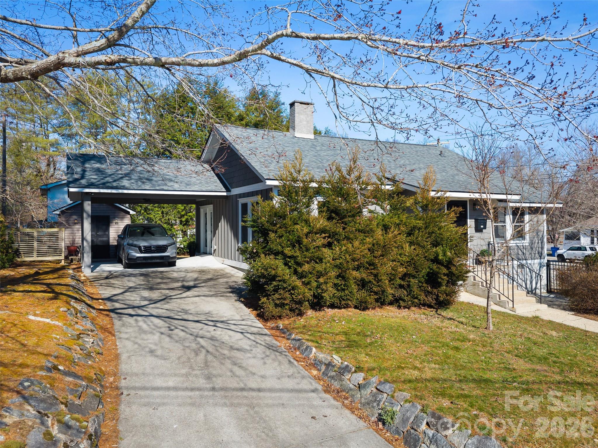 294 S Caldwell Street Brevard NC 28712