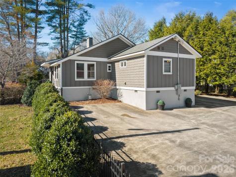 294 S Caldwell Street Brevard NC 28712