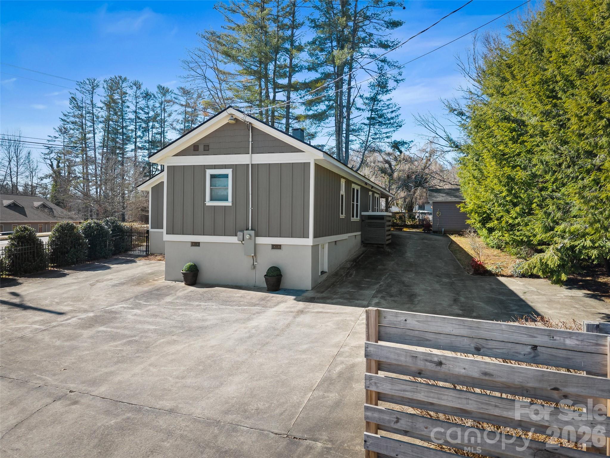 294 S Caldwell Street Brevard NC 28712