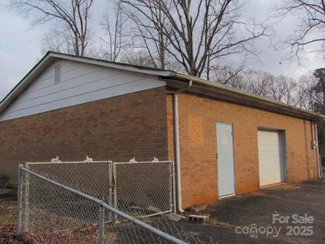 1103 E Main Street E Dallas NC 28034