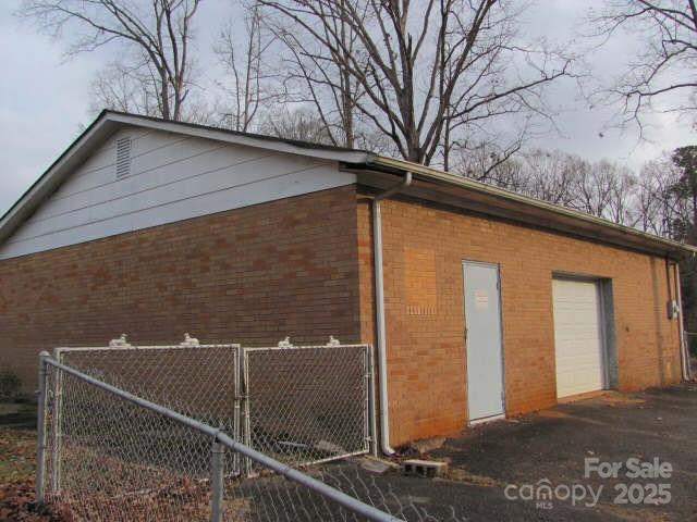 1103 E Main Street E Dallas NC 28034