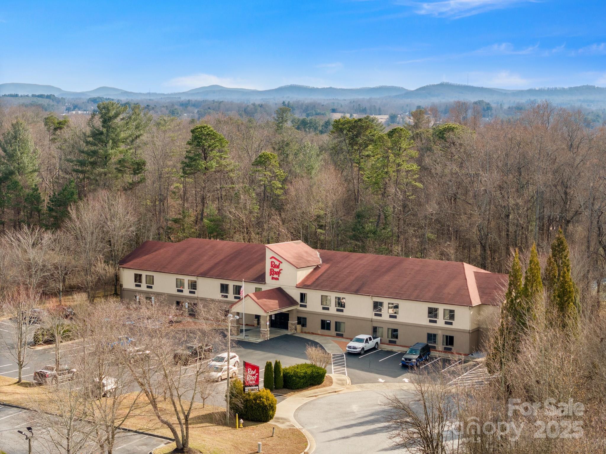 240 Mitchelle Drive Hendersonville NC 28792