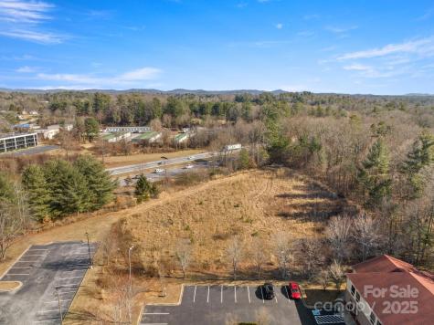 240 Mitchelle Drive Hendersonville NC 28792