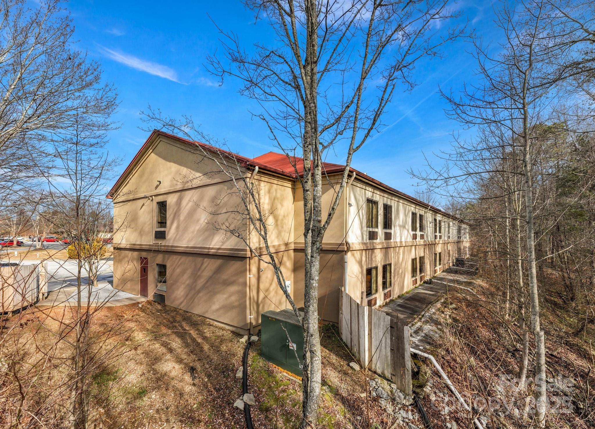 240 Mitchelle Drive Hendersonville NC 28792