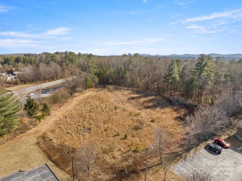 240 Mitchelle Drive Hendersonville NC 28792