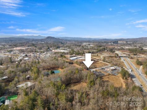 240 Mitchelle Drive Hendersonville NC 28792