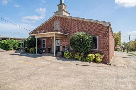 220 S Broad Street Gastonia NC 28054