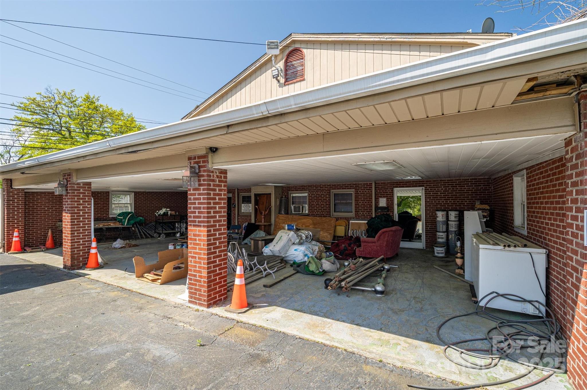 220 S Broad Street Gastonia NC 28054