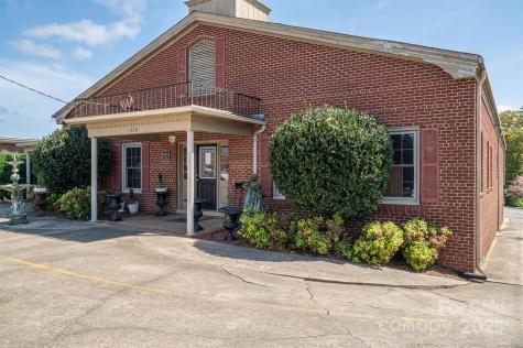 220 S Broad Street Gastonia NC 28054
