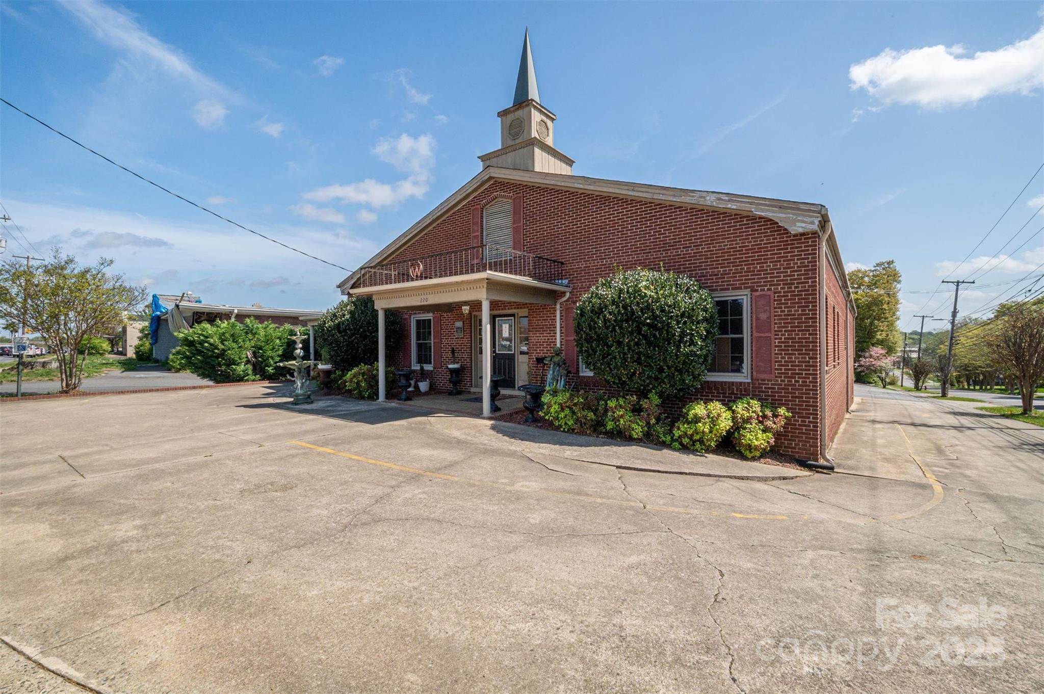 220 S Broad Street Gastonia NC 28054