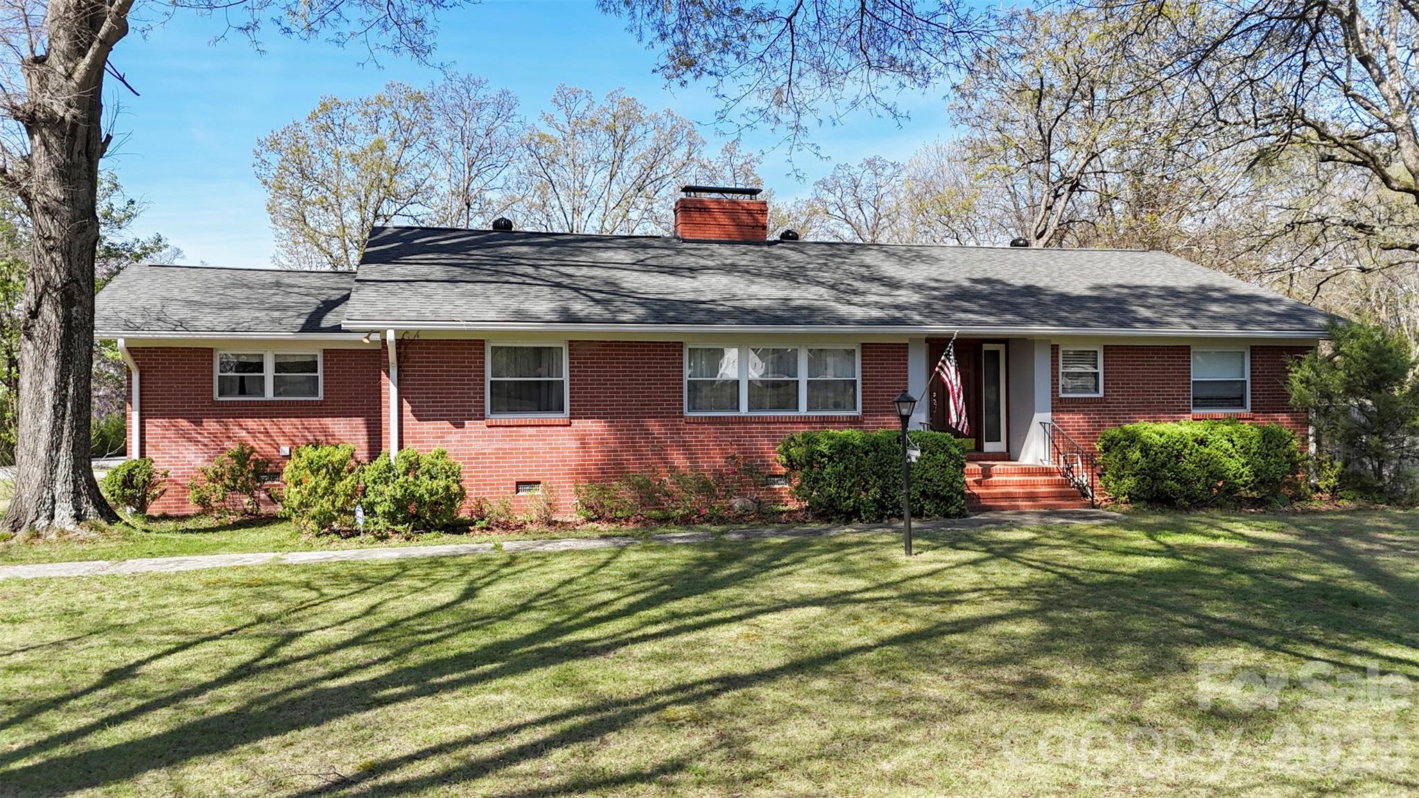 2108 S Cannon Boulevard Kannapolis NC 28083