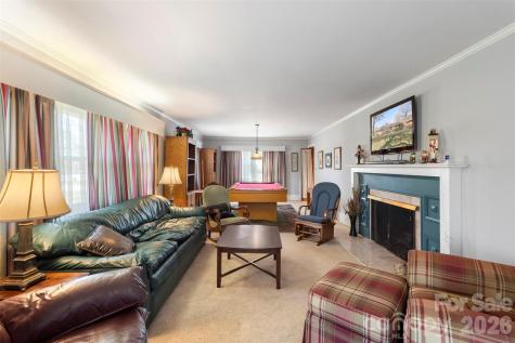 2108 S Cannon Boulevard Kannapolis NC 28083