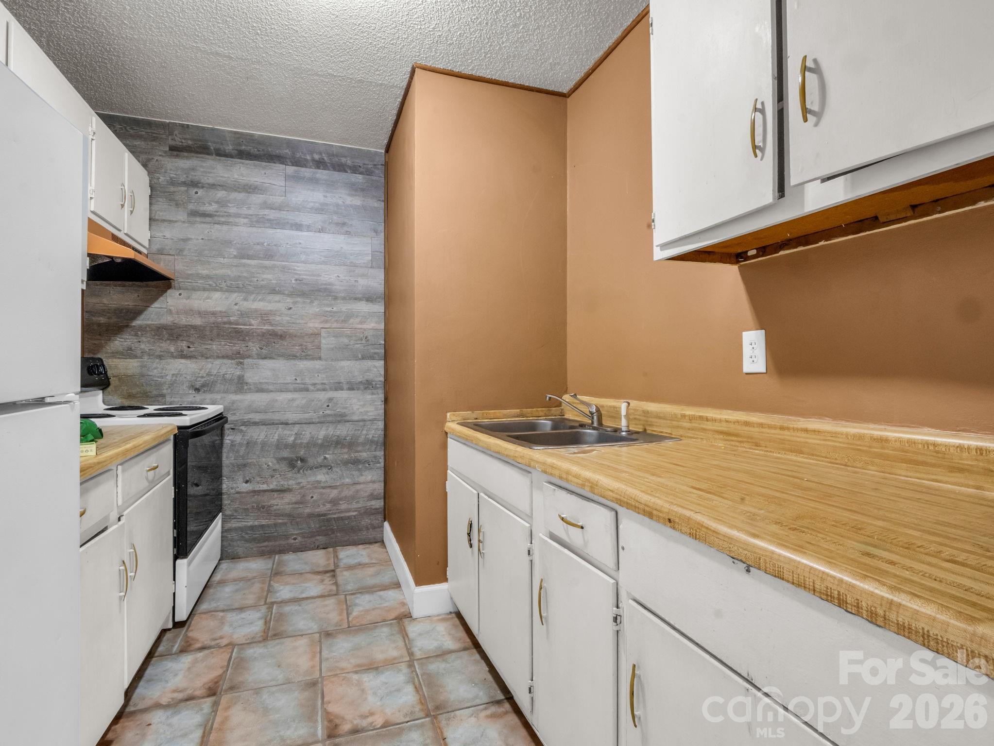 76 Adeles Way Hendersonville NC 28792