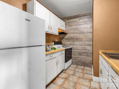 76 Adeles Way Hendersonville NC 28792