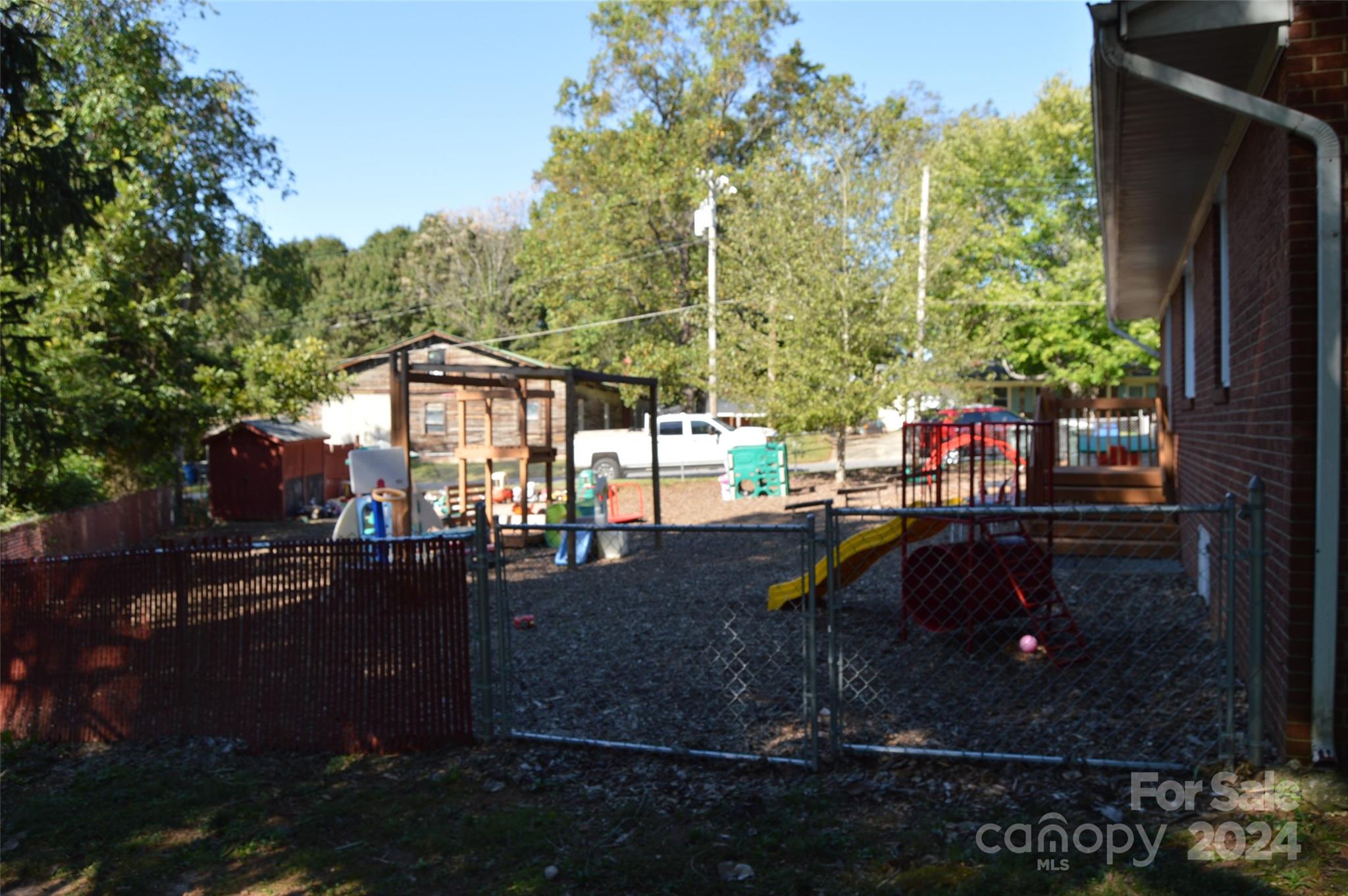 437 Hillcrest Road Statesville NC 28677