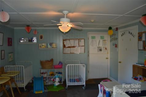 437 Hillcrest Road Statesville NC 28677