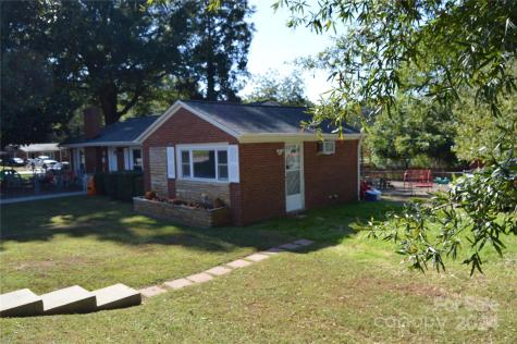 437 Hillcrest Road Statesville NC 28677