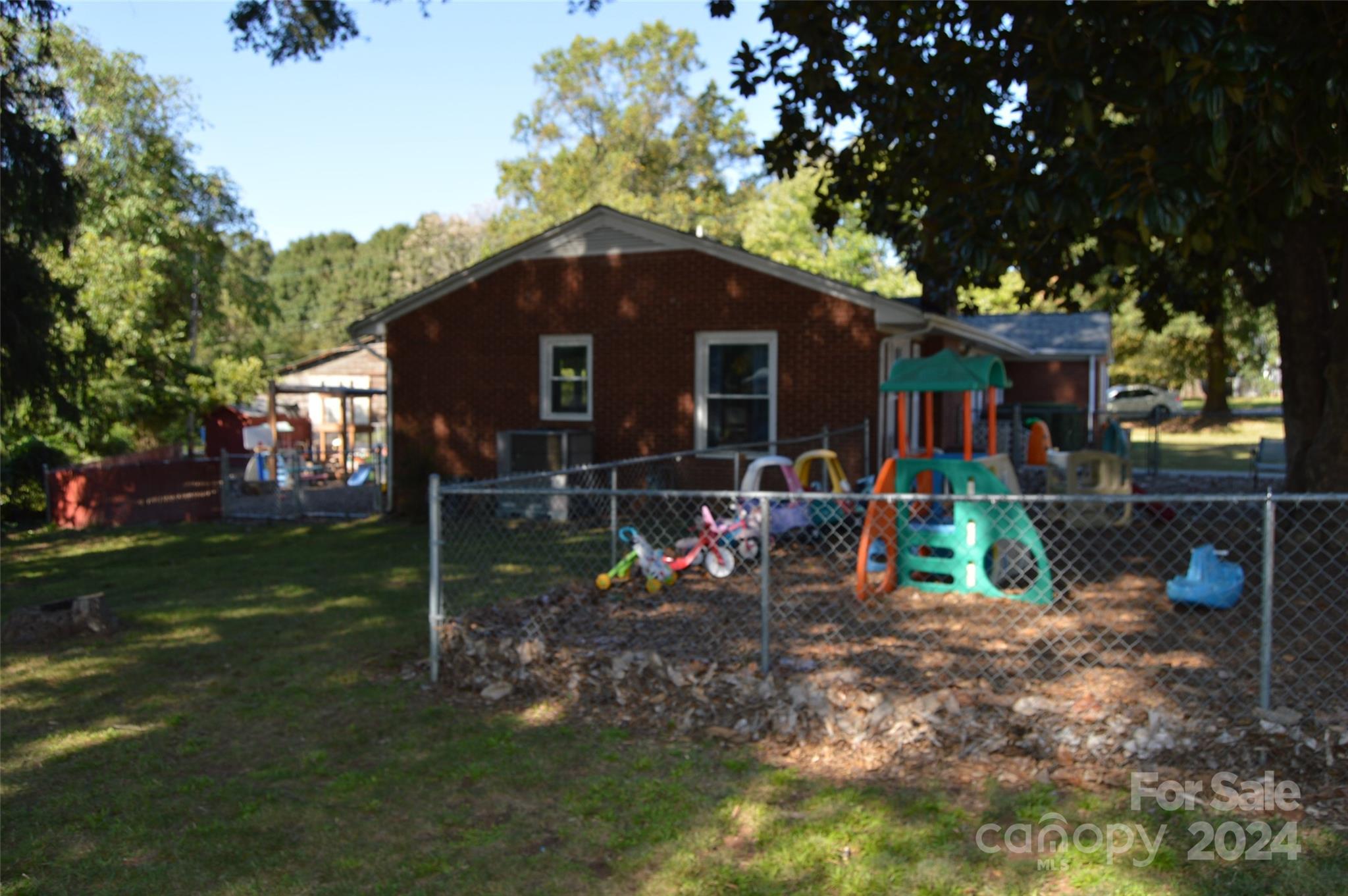 437 Hillcrest Road Statesville NC 28677