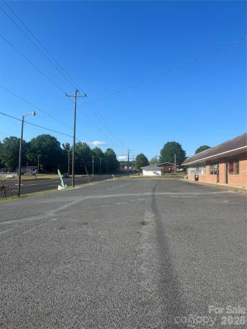 1614 Us 52 Highway Albemarle NC 28001