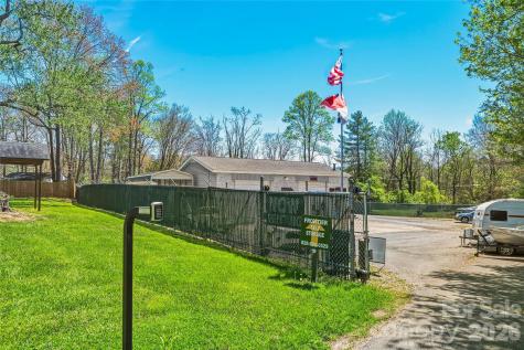 130 Oakland Hill Drive Etowah NC 28729