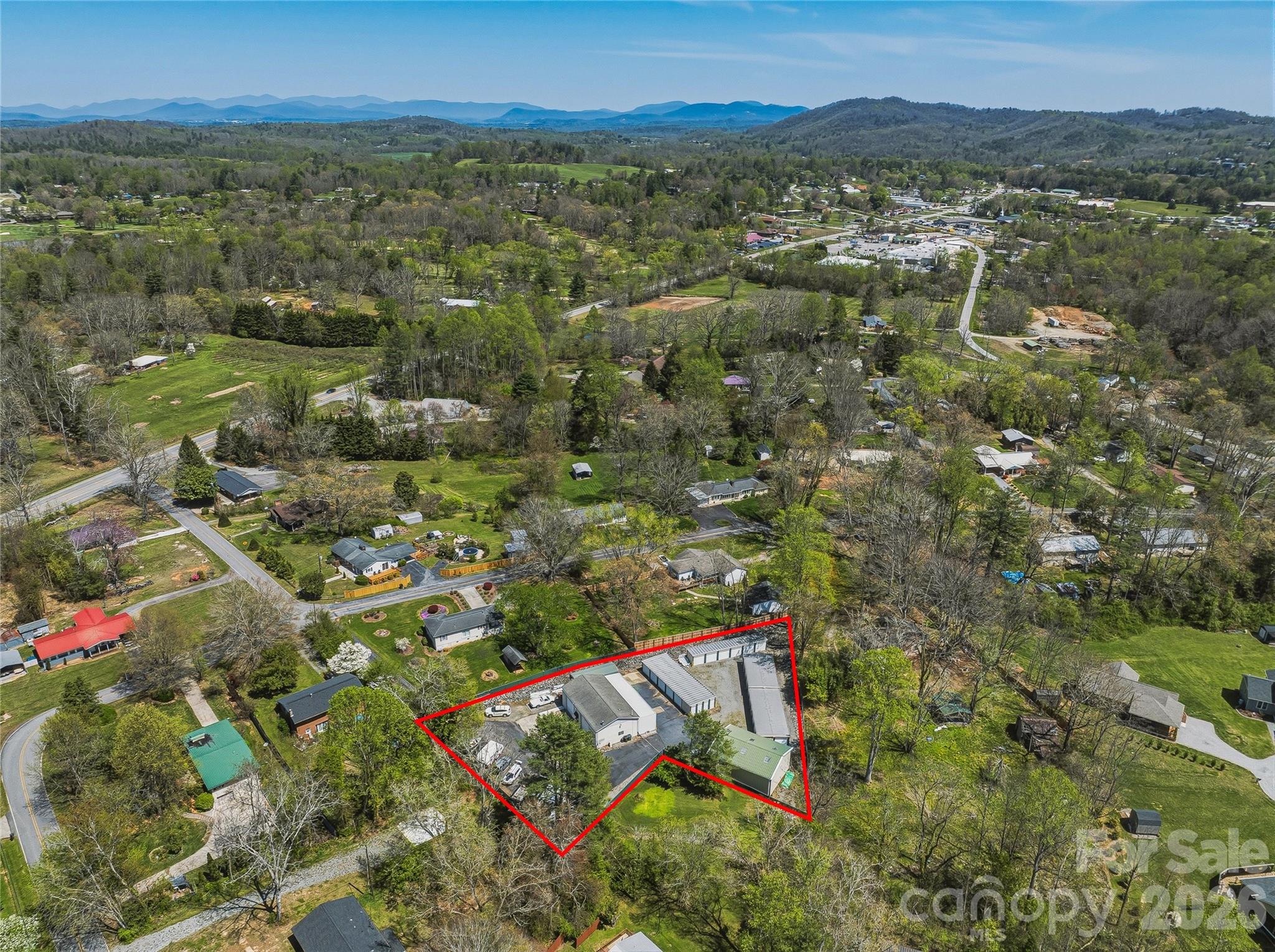130 Oakland Hill Drive Etowah NC 28729