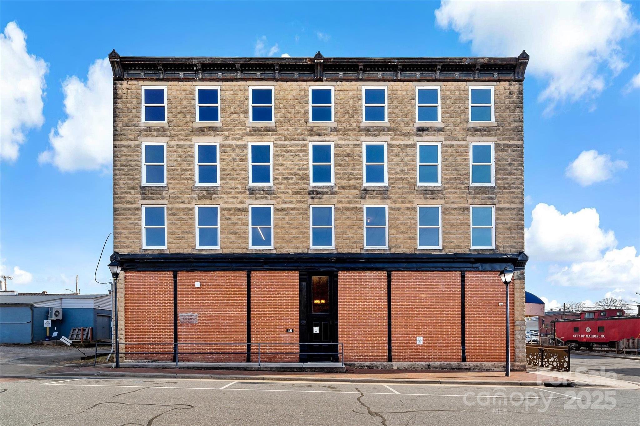 45 Depot Street Marion NC 28752
