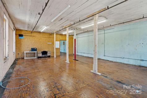 45 Depot Street Marion NC 28752